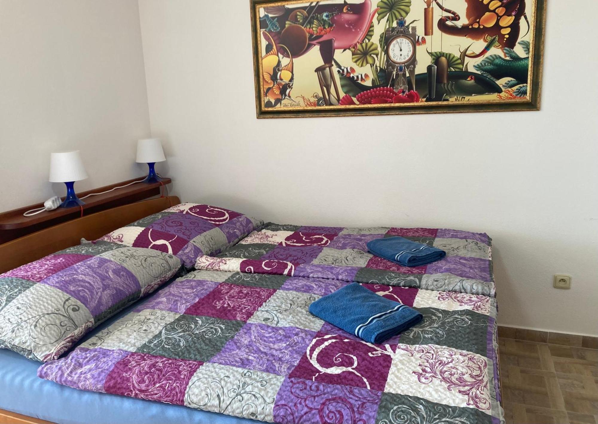 Apartmany S Klimatizaci - Penzion U Kudlacku Pouzdrany Exterior foto